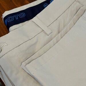 VINEYARD VINES OTG | PERFORMANCE ON THE GO |  38W X 32L | STONE/LIGHT KHACKI